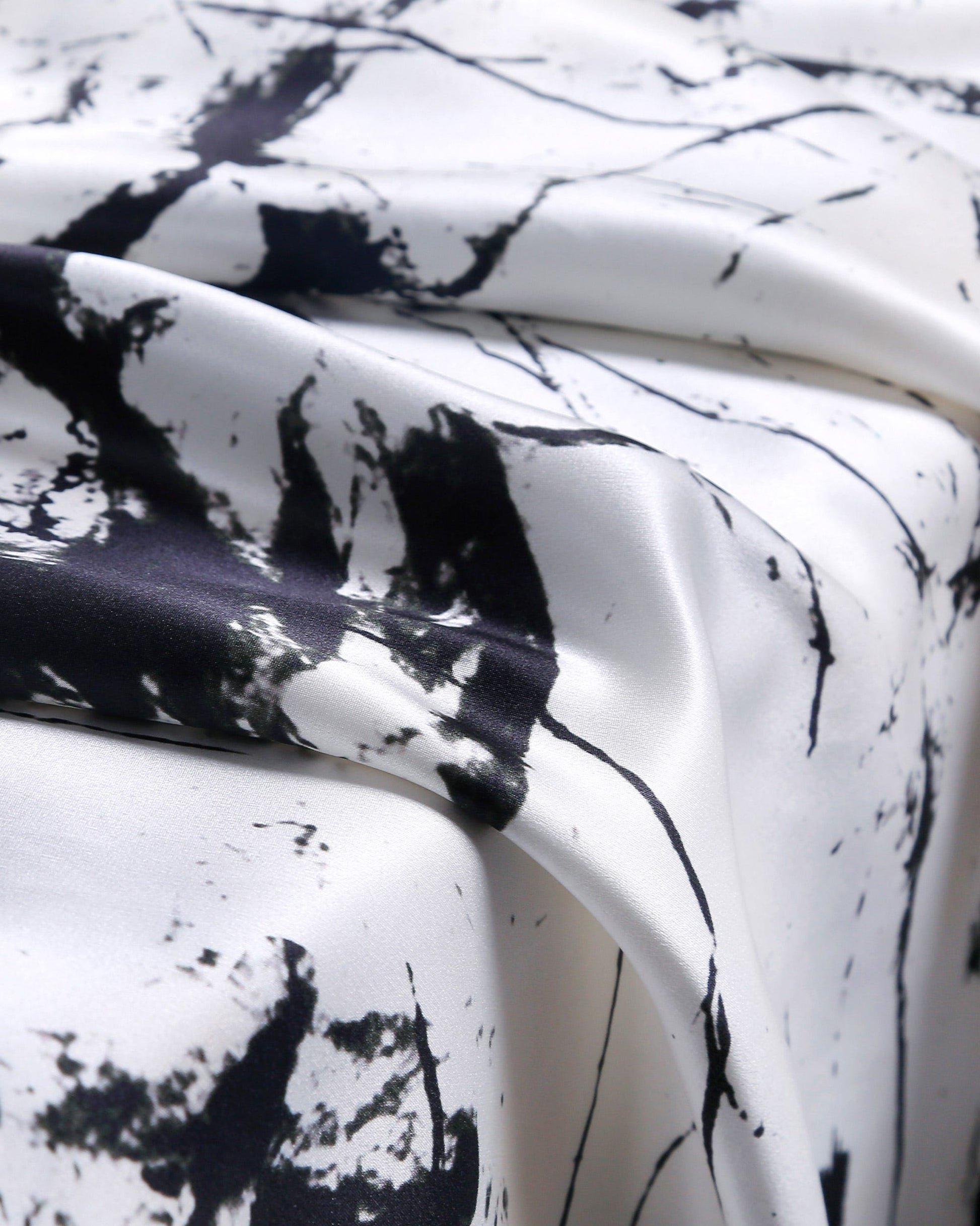 #color_white-marble-print